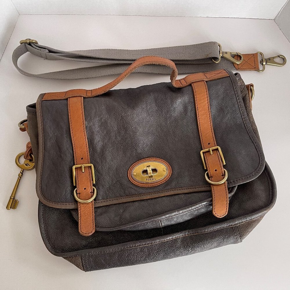 FOSSIL Vintage Gray Leather Messenger Satchel